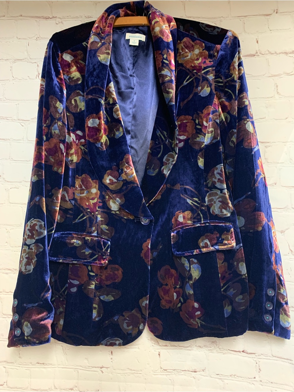 Looks New! Sundance Blue Floral Velvet Lined Blazer Size 6  38” $228 - Picture 3 of 8